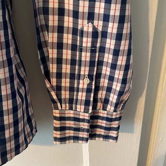 MATIX Mens Checkered button down - like new! - Picture 4 of 6